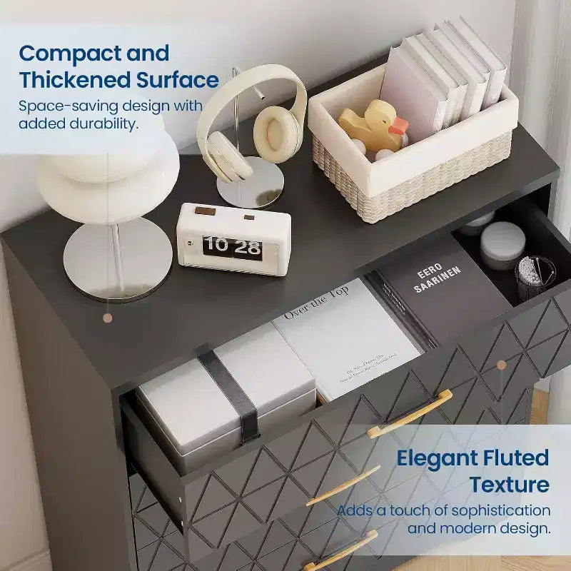 Commode Haute pour Placard de Chambre à Coucher avec 4 Tiroirs, Commode en Bois avec Poignées Dorées